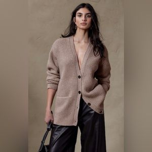 NWT Banana Republic Curio Relaxed Cashmere Cardigan XS